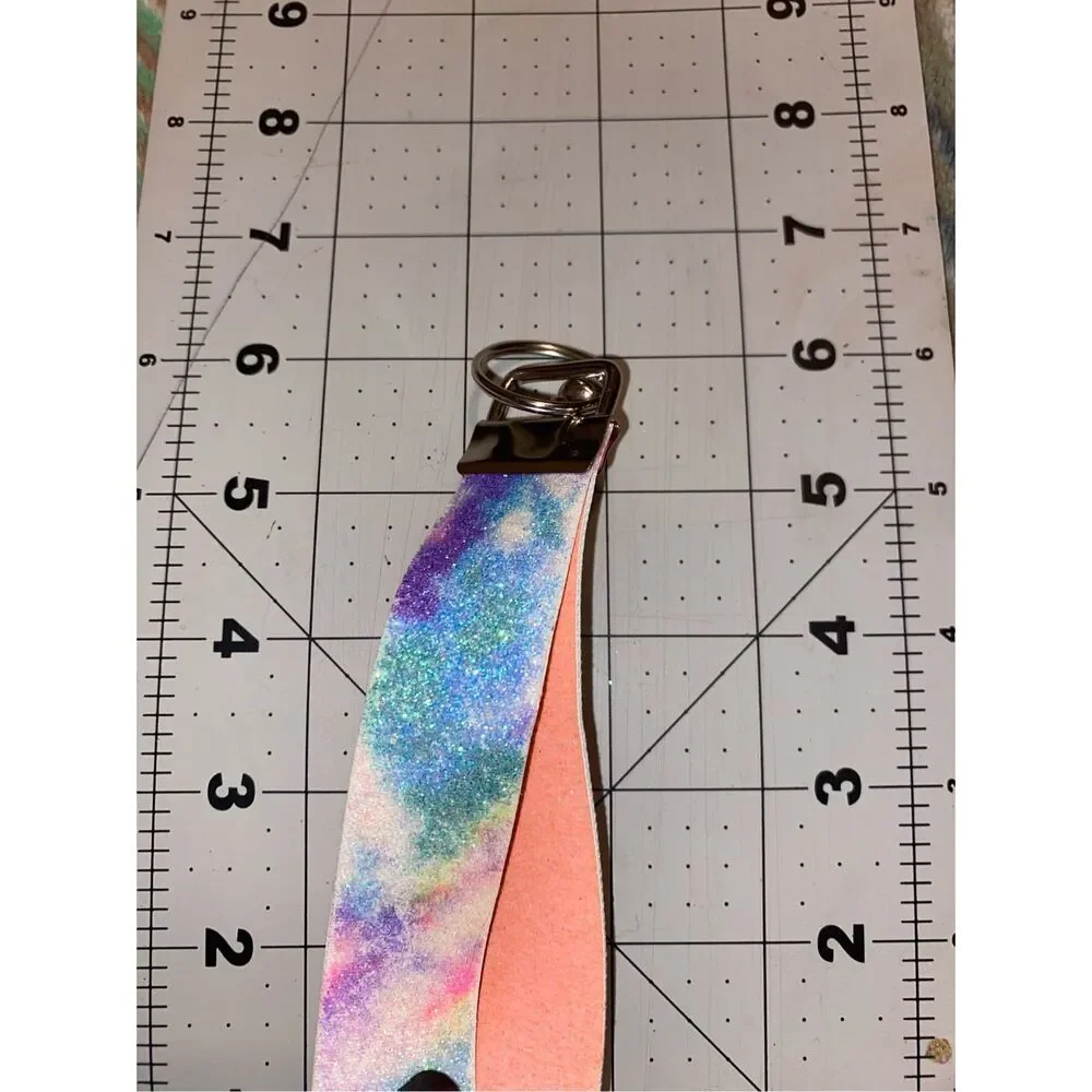 ☀️3/$9☀️ Tye Dye Glitter Keychain Wristlet With Tassel